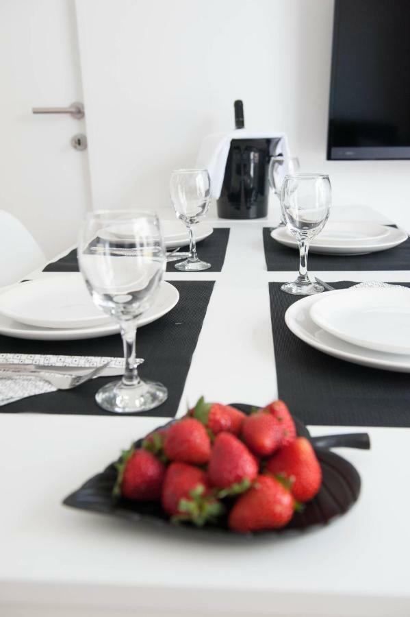 Apartament First *